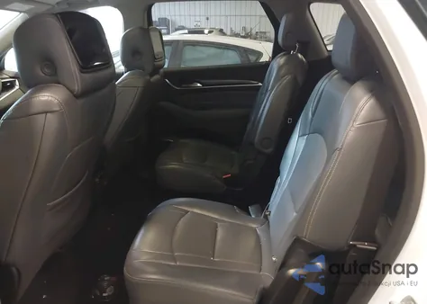 2018 Buick Enclave Essence z USA, uszkodzony, nr VIN 5GAEVAKW9JJ163547